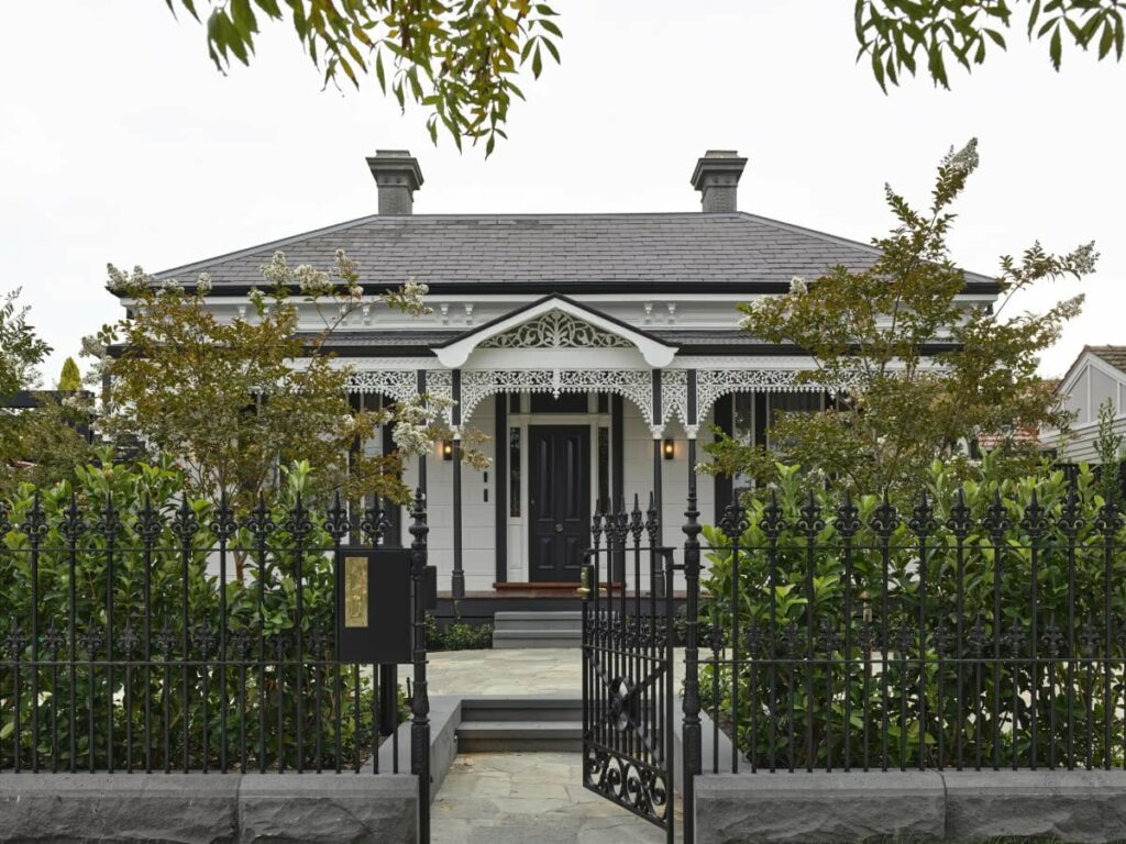Roberts 8