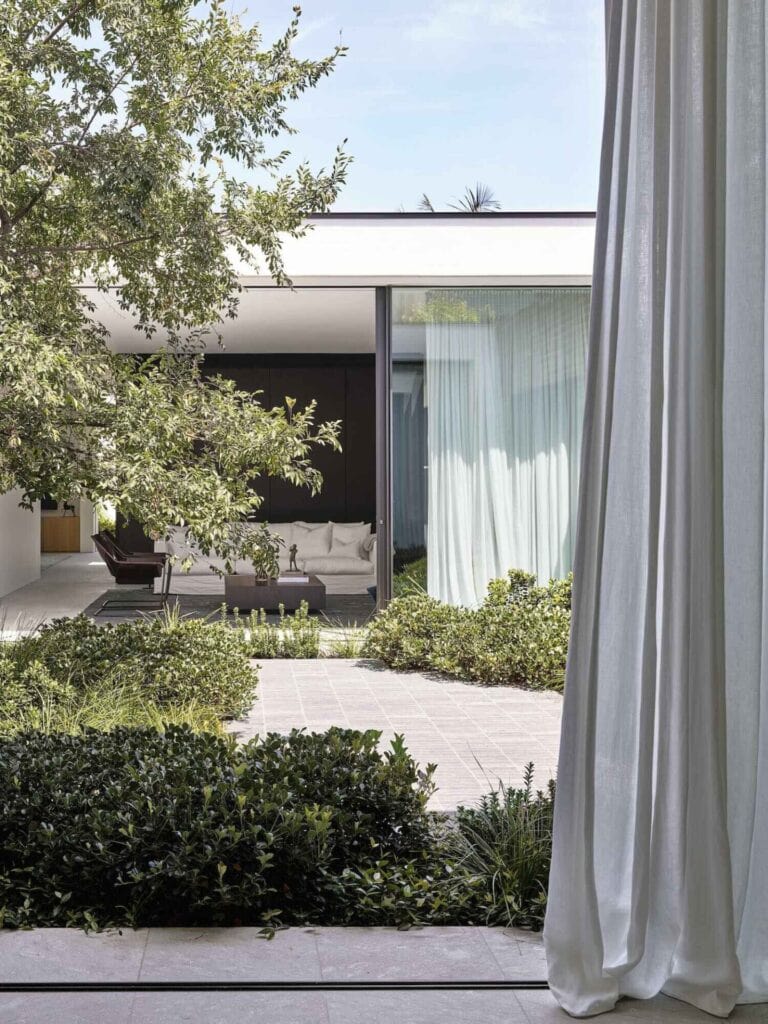 Queens Park House 6