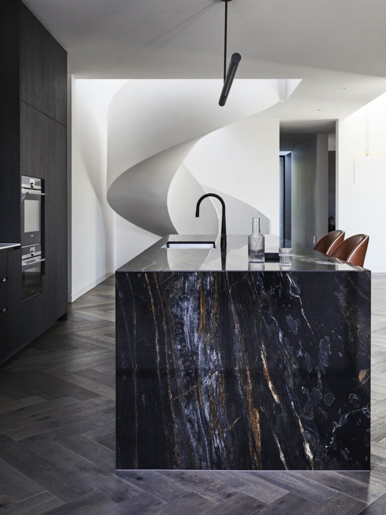 Strathmore 8