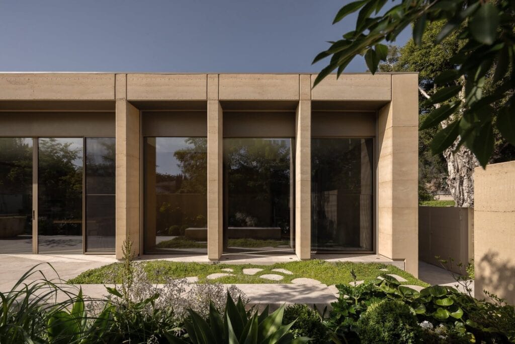 St kilda residence